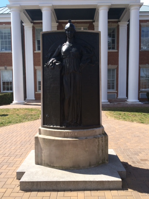 Zoom on the image : World War I Monument